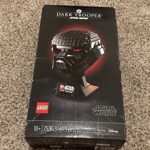 STAR WARS DARK TROOPER HELMET LEGO SET